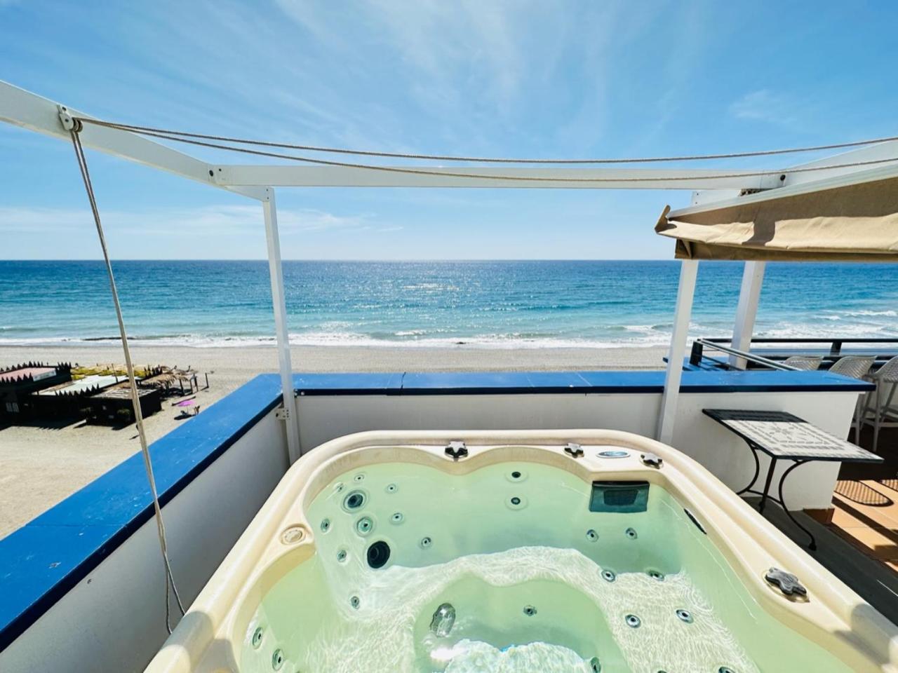The Beach Penthouse Torrox Dış mekan fotoğraf